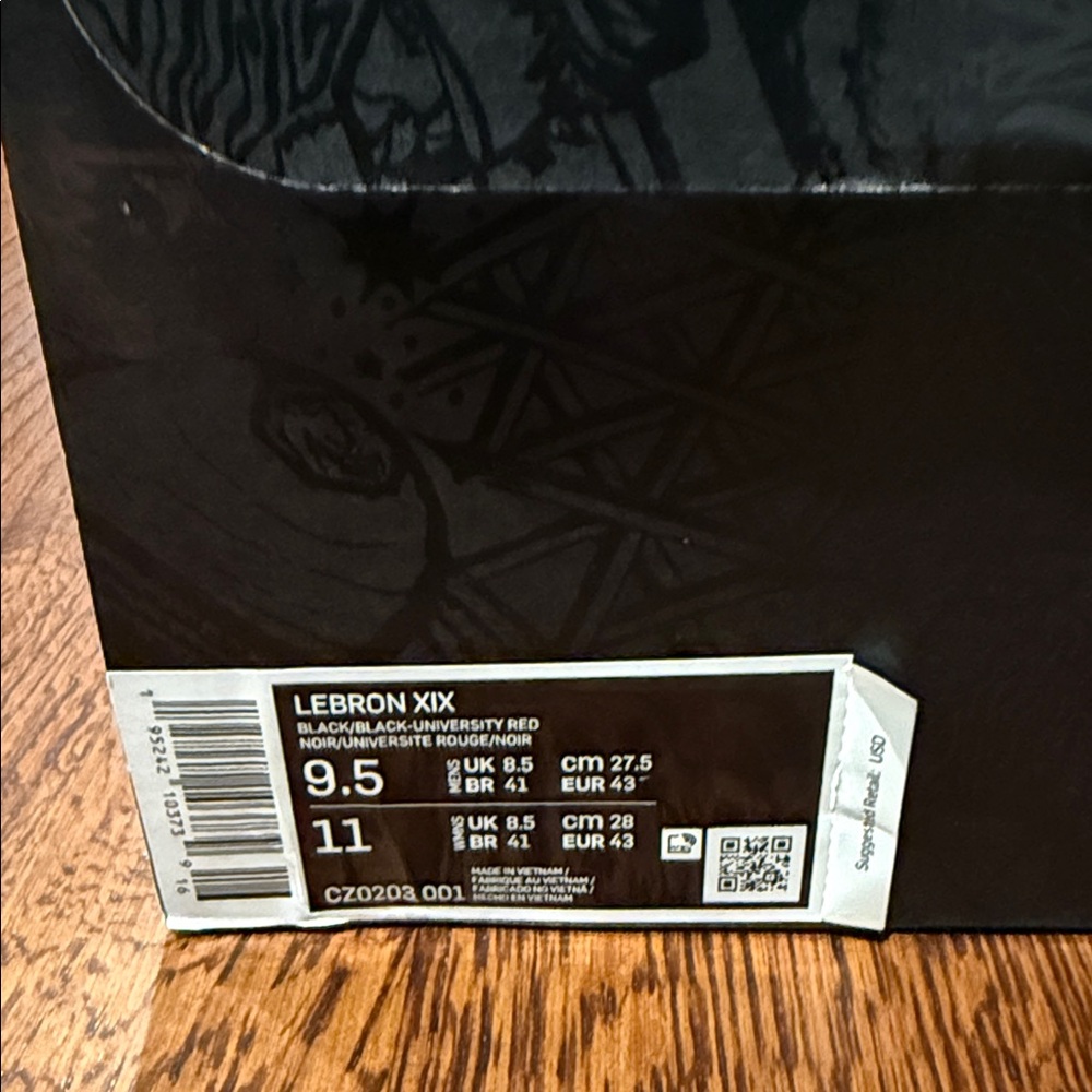 Nike LeBron XIX Sneakers - Size 9.5 - Picture 6 of 12